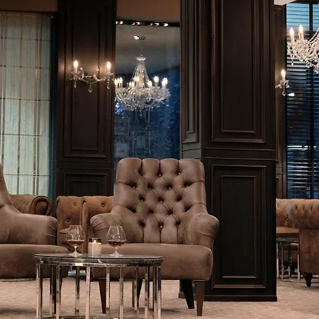 ホテル Grand - Fitness & バンスコ