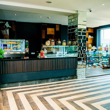 Grand - Fitness & ホテル