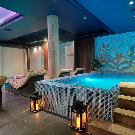 Grand - Fitness & Szálloda 4*