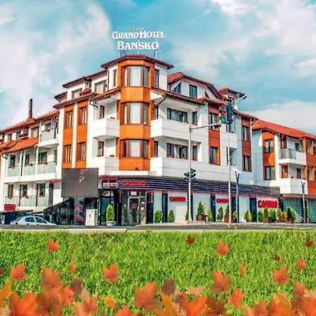 Grand - Fitness & 4* Banszko