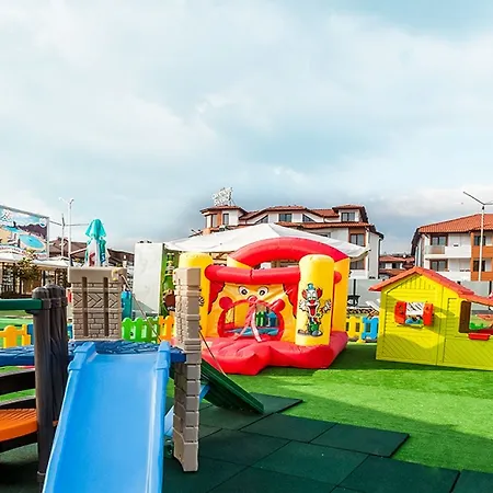 Grand - Fitness & Szálloda 5*