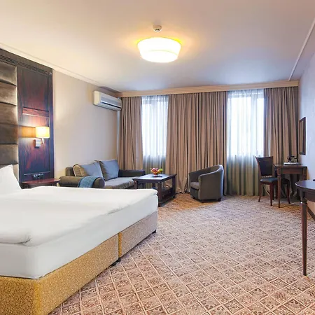 Grand - Fitness & Szálloda 4*