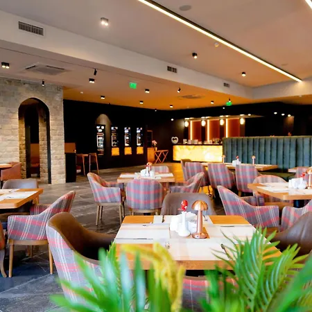 Хотел Grand - Fitness & 5*