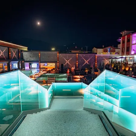 Grand - Fitness & Hotel