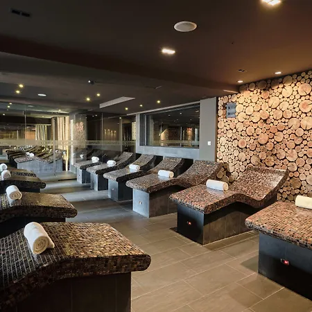 Grand - Fitness & Хотел 5*